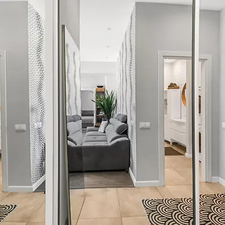 Old Town Free Parking *