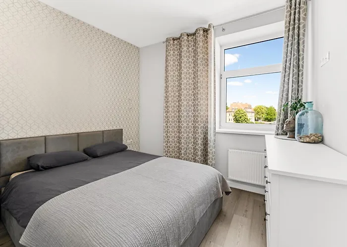 Old Town Free Parking *